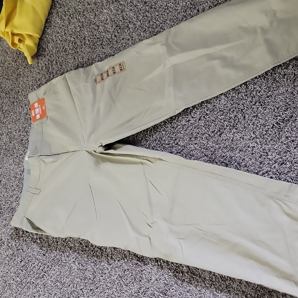 Straight fit Khaki Dockers Pants